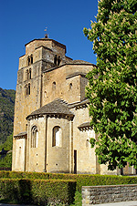 Iglesia de Santa María en Santa Cruz de la Serós
